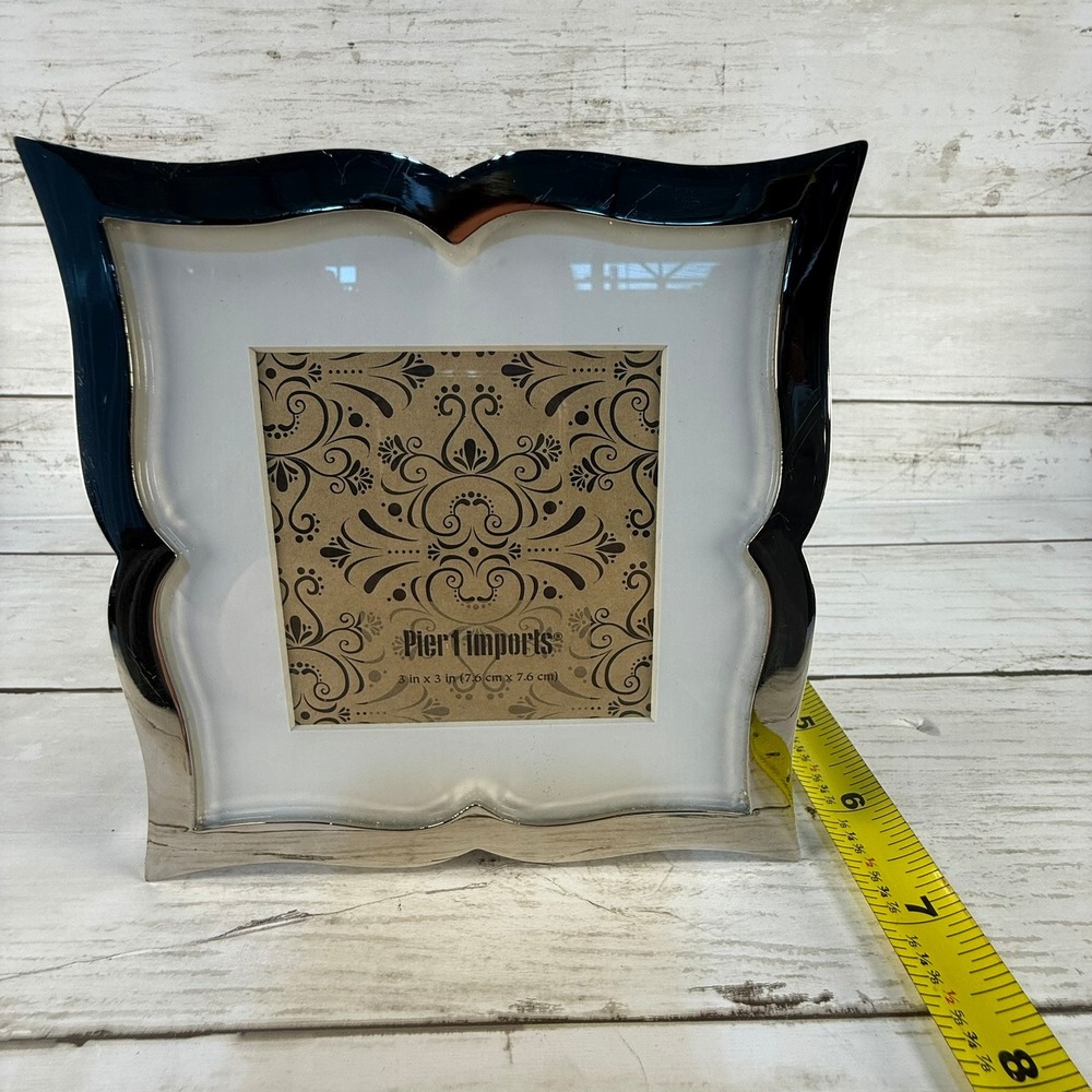Pier‎ 1 Imports Silver Scalloped Picture Frame 3x3 Photo Black Trim SKU 2595472